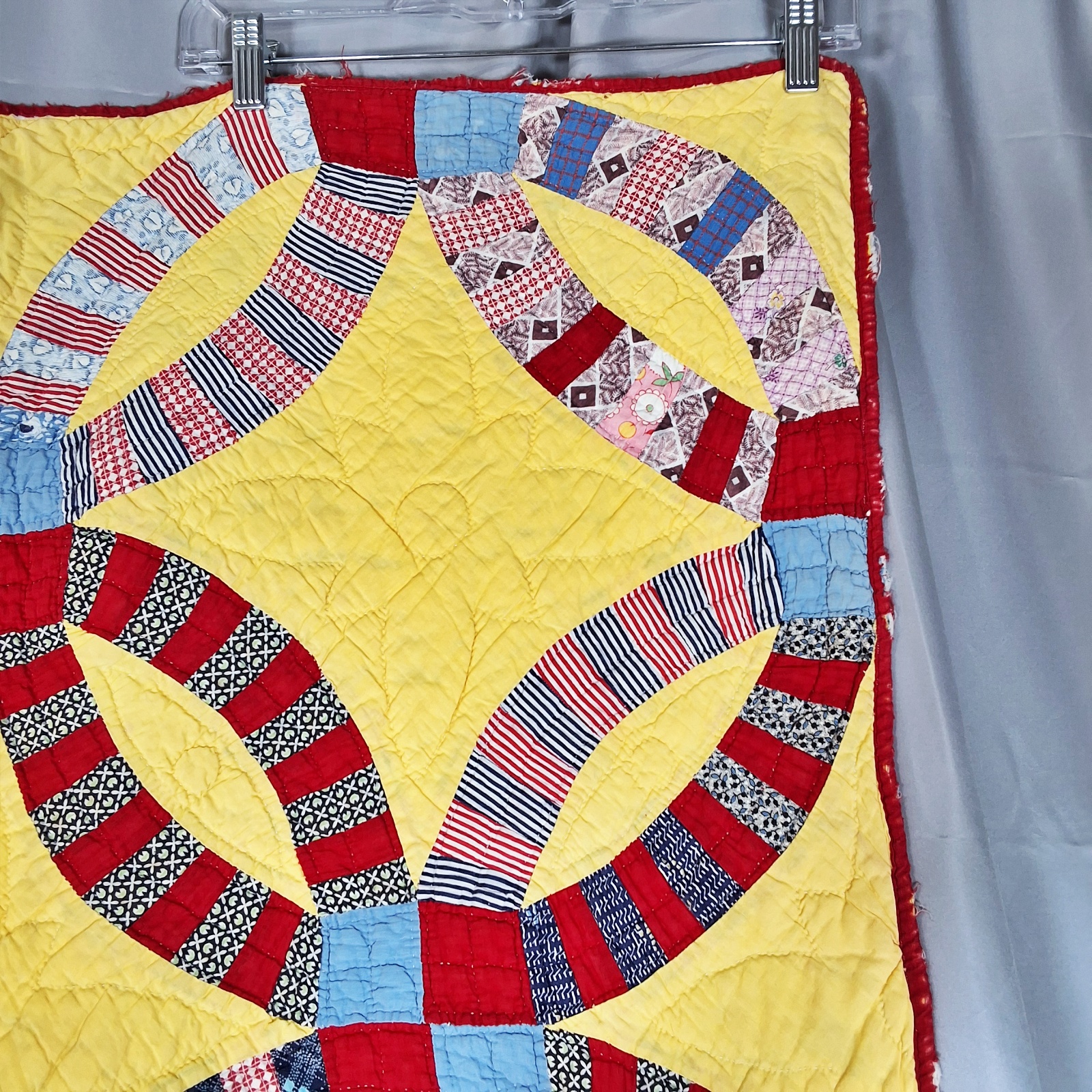 2 Vintage 1940s Double Wedding Ring Quilts