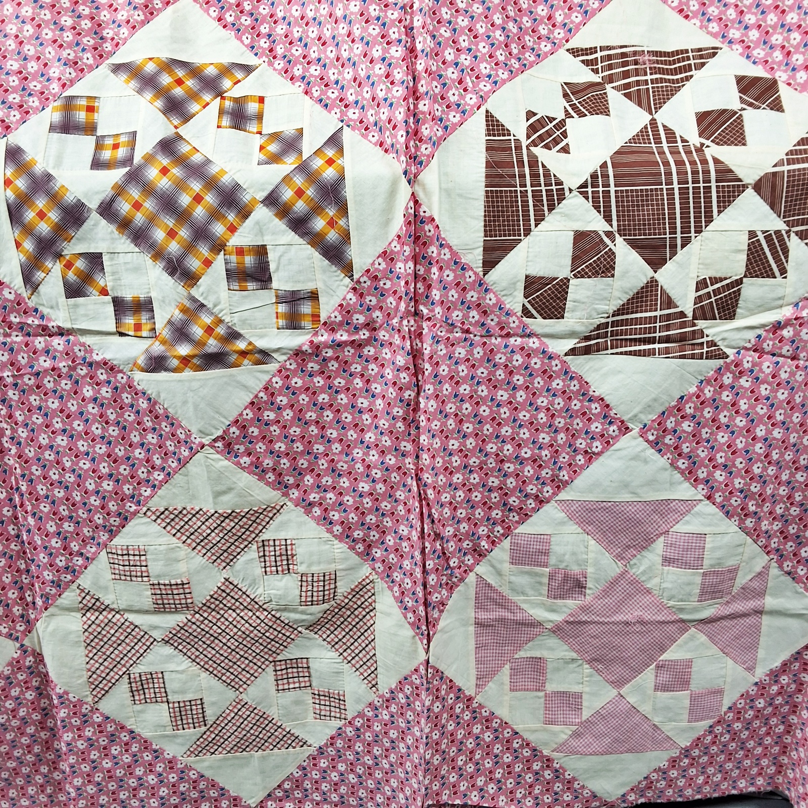 Vintage c1940 Aunt Vina's Favorite Quilt Top