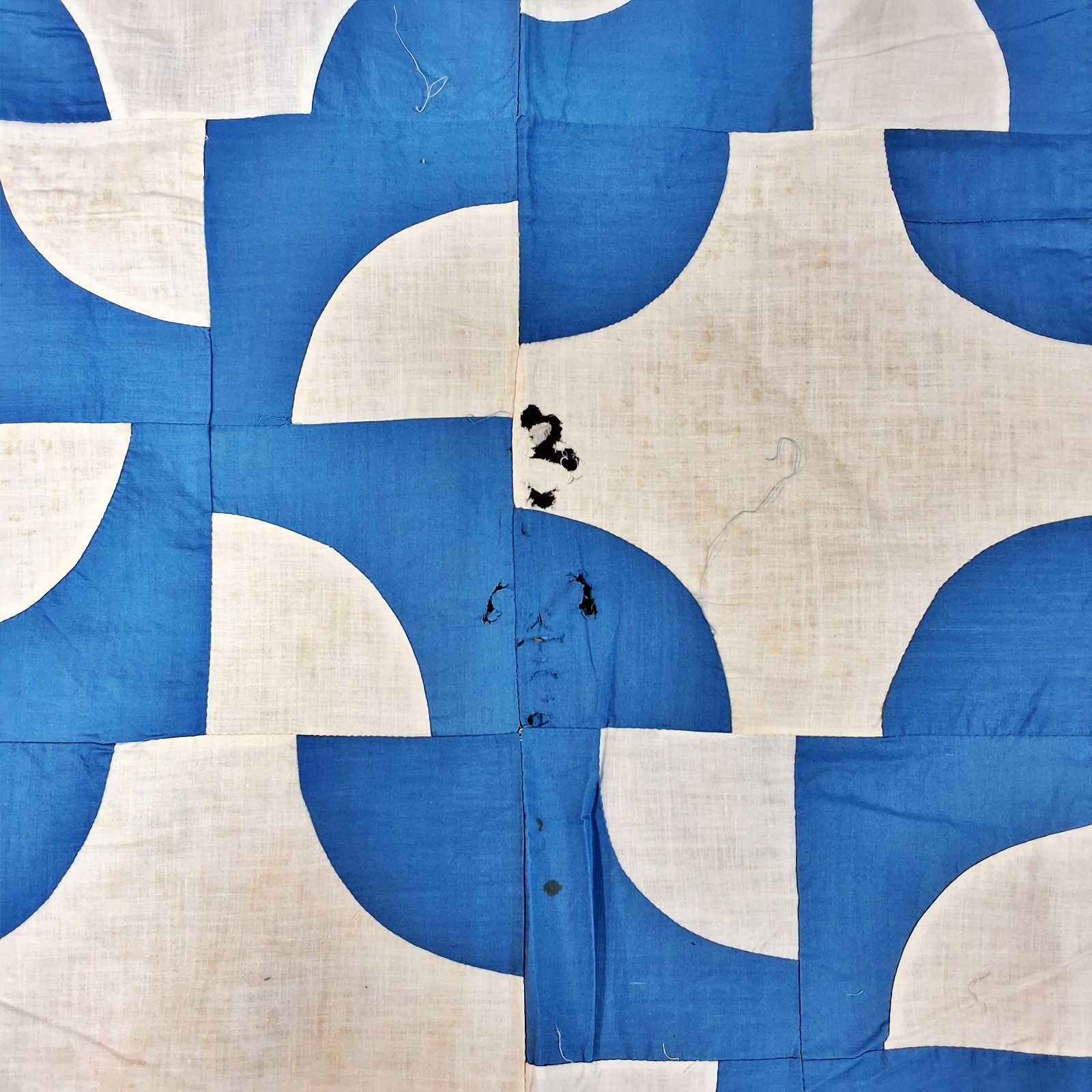 Vintage 1940s Drunkards Path Quilt Top