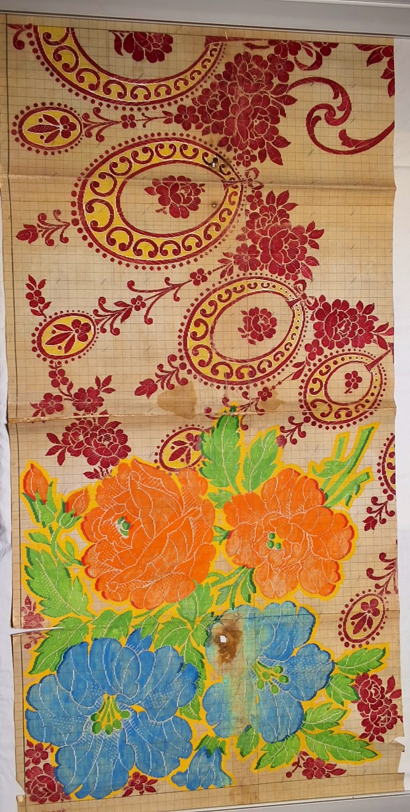 Antique Mise-en-Carte - Red and Orange Flower Bundles