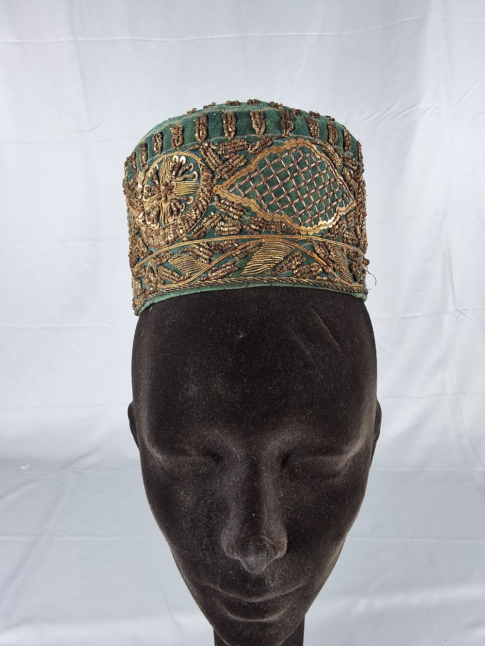 Lot 13: Antique 1890s Ottoman Skullcap with Zardozi Embroidery