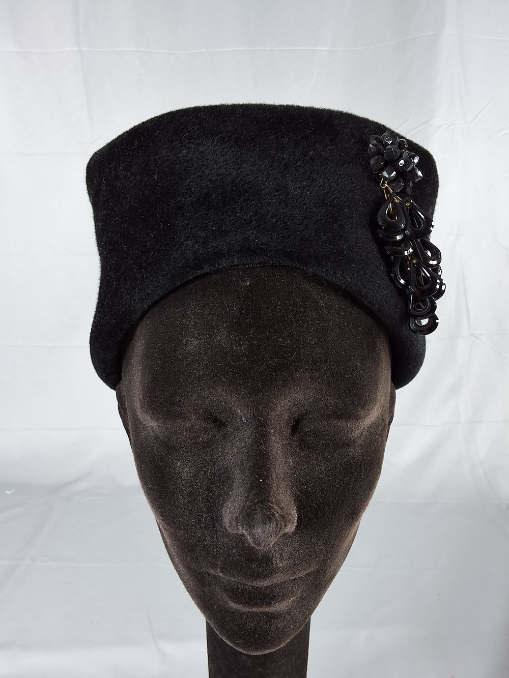 Lot 14: Vintage 1960s Pillbox Hat - Adolfo II