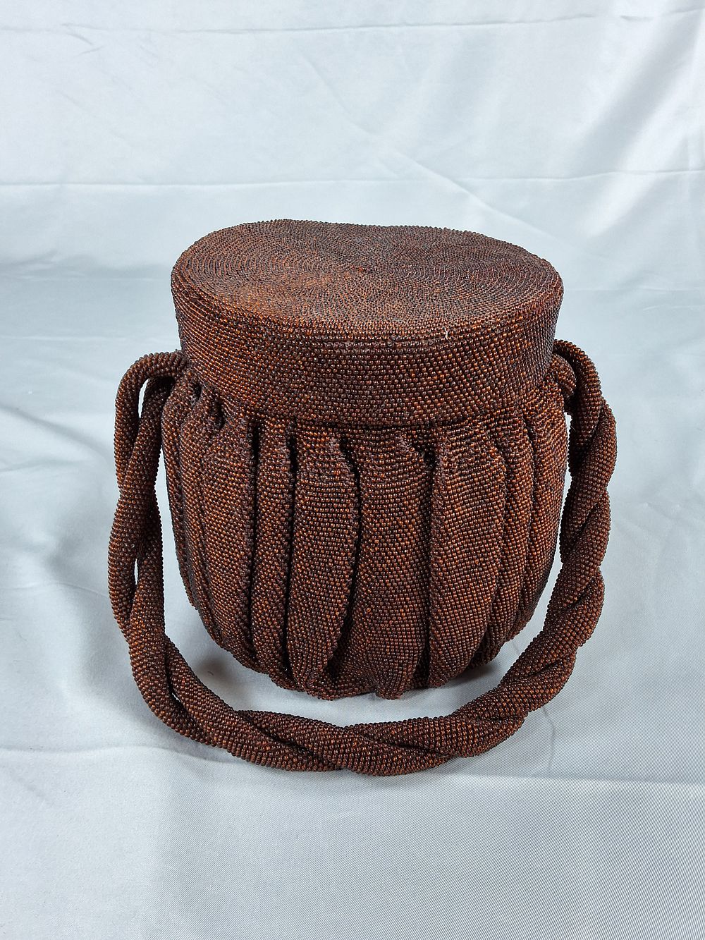 Lot 21: Vintage 1940s Beaded Evening Purse