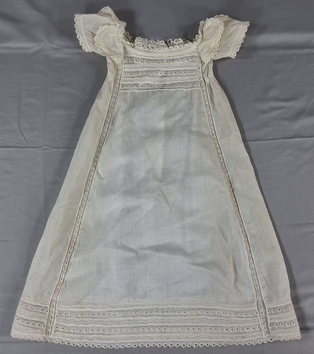 Lot 10: Antique Edwardian 1900s Baby Gown