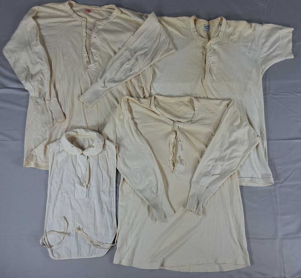 Lot 21: 3 Vintage Men's Undershirts and Dickie