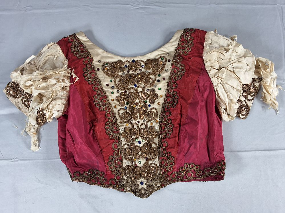 Lot 18: Antique 1890s Evening Bodice