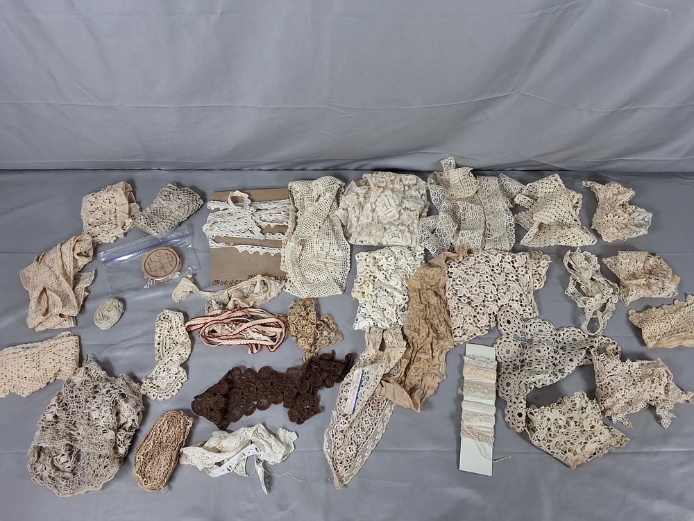 Lot 21: Collection of Lace Trim