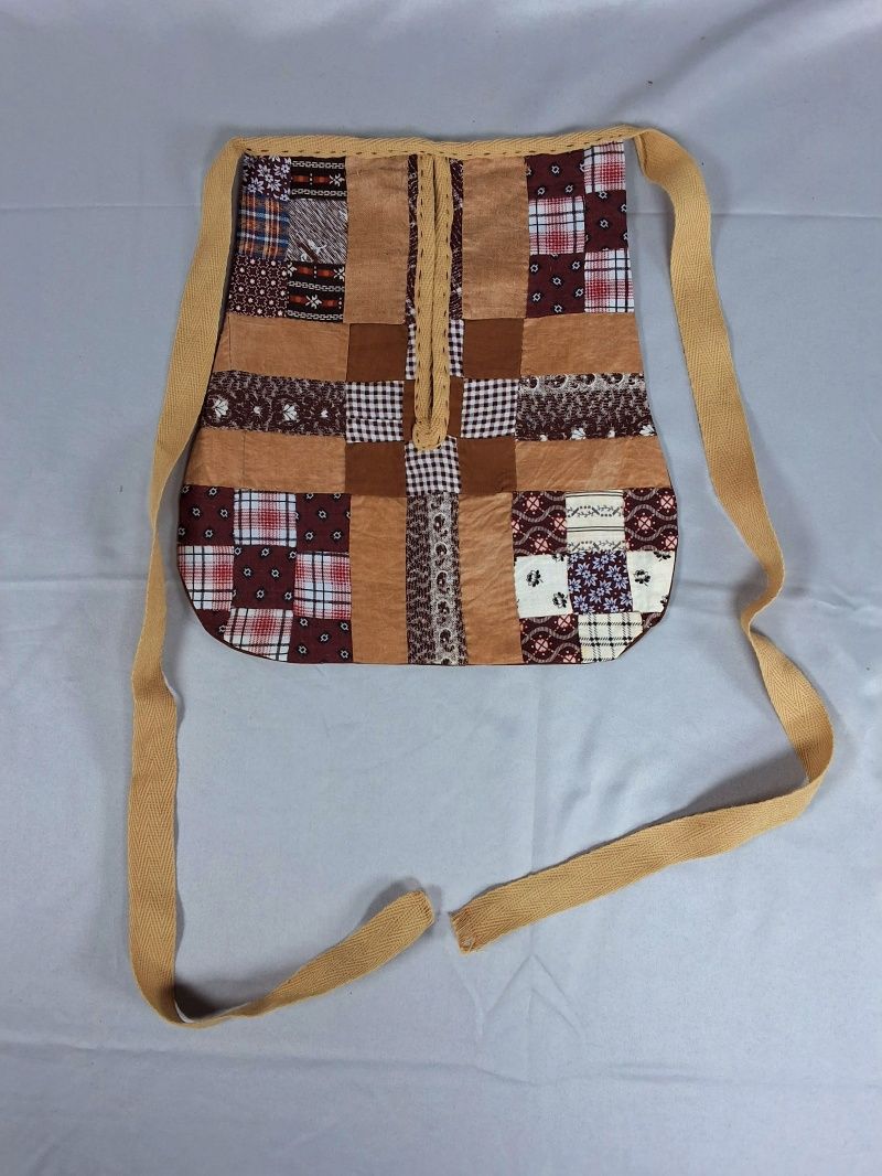 Lot 3: Antique Tie On Pocket