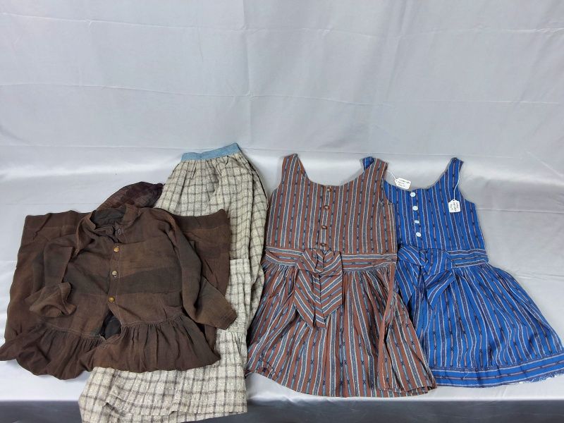 Lot 9: 3 Dresses and a Skirt