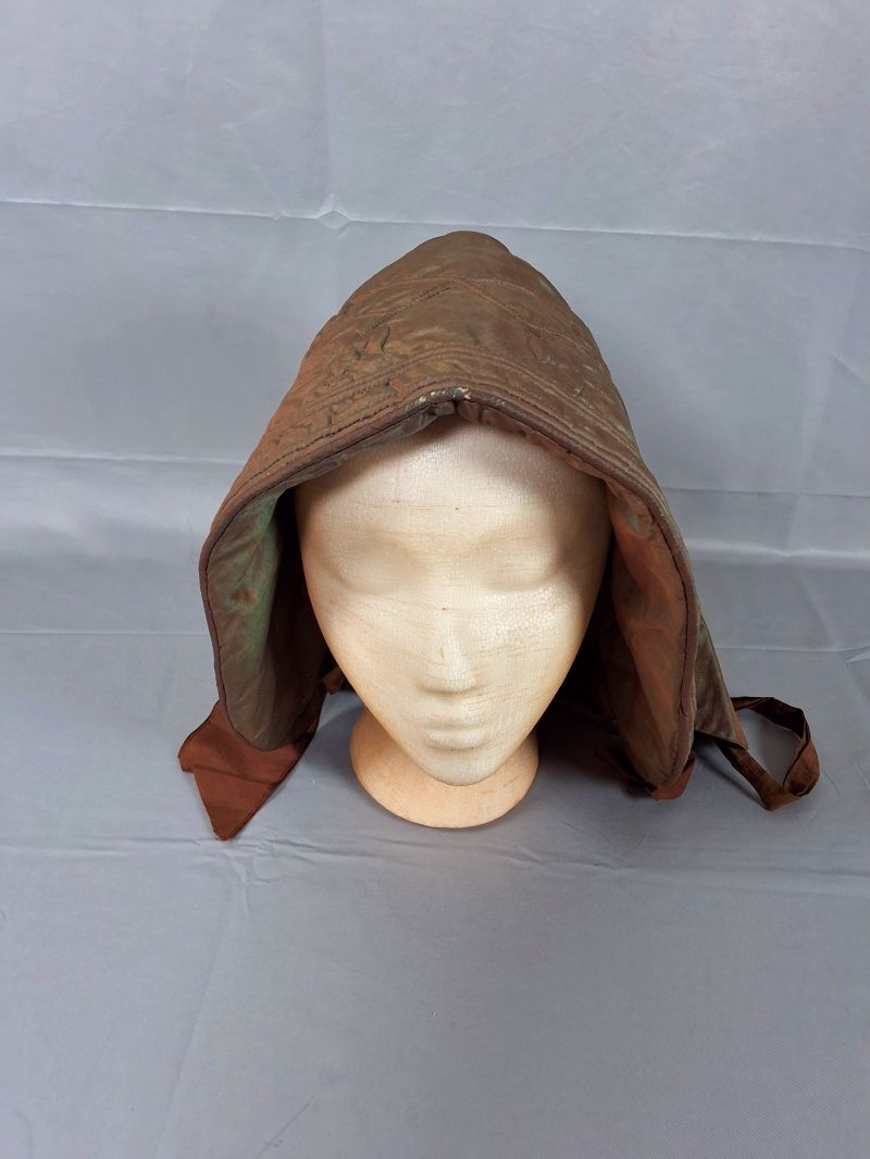 Lot 19: Antique Silk Bonnet
