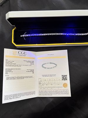 צמיד טניס מזהב לבן 14K יהלומי CVD - 15.01 קראט אלגנטי עם יהלומים בגזרת אמראלד