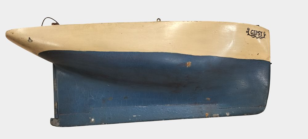 Lot 441: A Star Yachts Gipsy Wooden Pond Yacht Hull