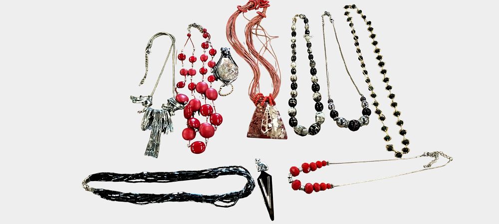 Lot 463: A Collection of Ten Assorted Contemporary and Modernist Costume Jewellery Necklaces