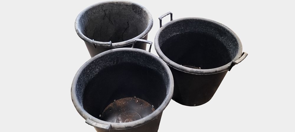 Lot 499: A Trio of Large Black Plastic Utility Tubs with Handles