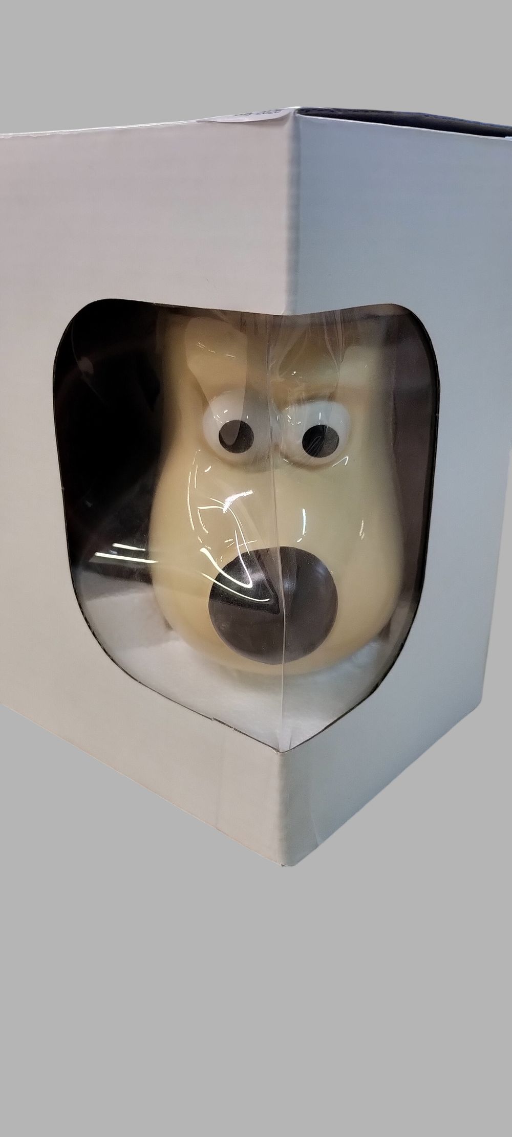 Lot 369: Aardman Animations Wallace and Gromit PG Tips Promotional Ceramic Gromit Character Mug