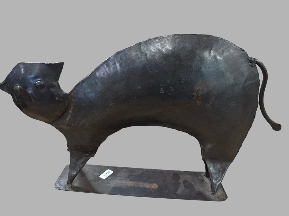 Lot 422: Folk Art, 'Cat', Metal Sculpture