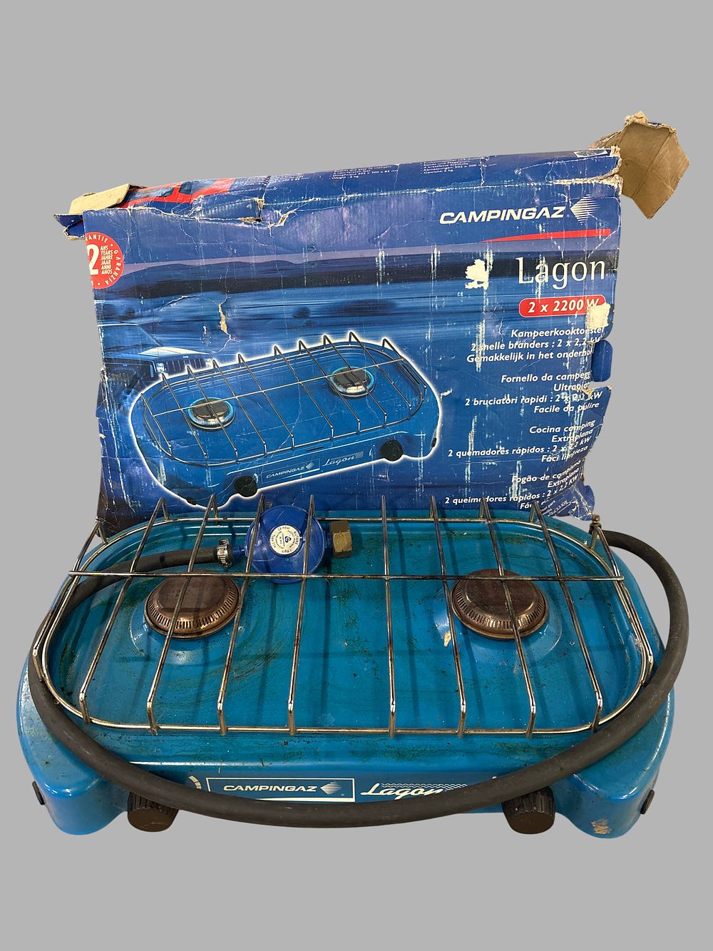 Lot 427: Campingaz Lagon Two Burner Portable Gas Camping Stove with Original Packaging