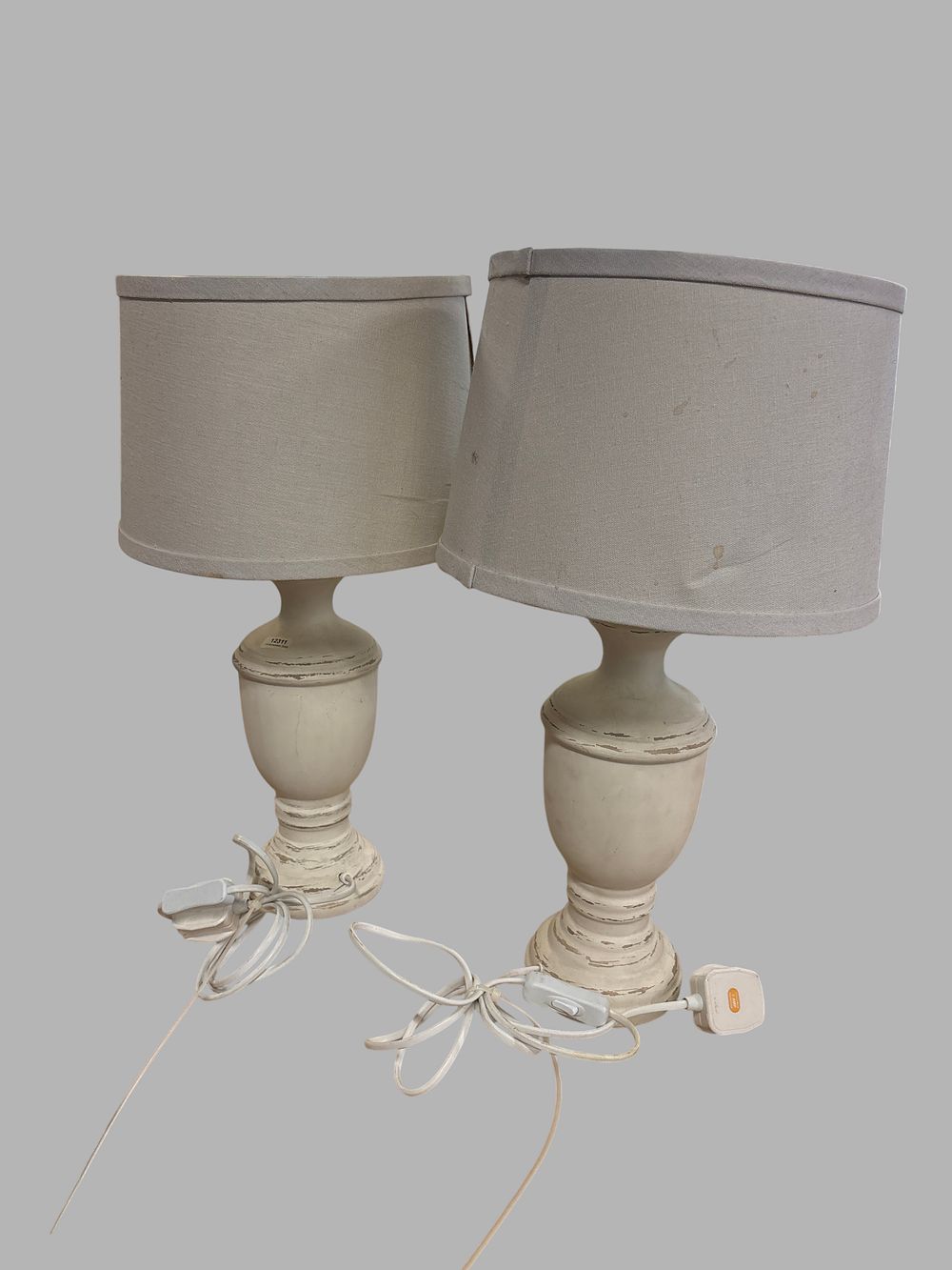 Lot 429: A Pair of Dunelm Distressed White Shabby Chic Style Table Lamps
