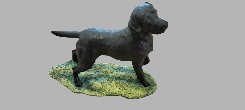 Lot 476: Heredities Cold-Cast Resin Black Labrador Retriever Figurine Model JS181