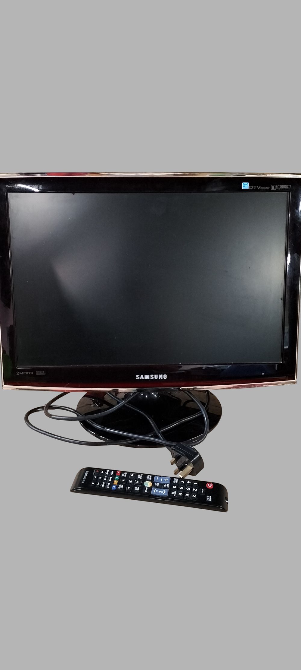 Lot 158: Samsung SyncMaster T200HD 20 Inch LCD DTV Monitor Television