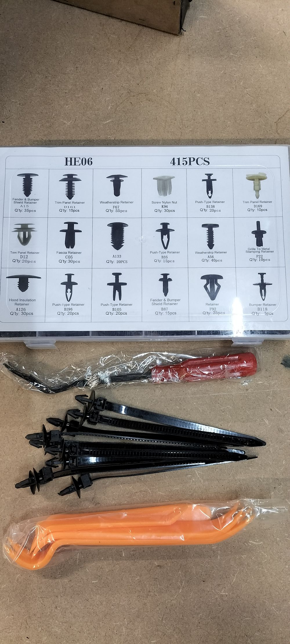 Lot 273: HE06 415-Piece Universal Automotive Fastener Retainer Clip and Tool Set