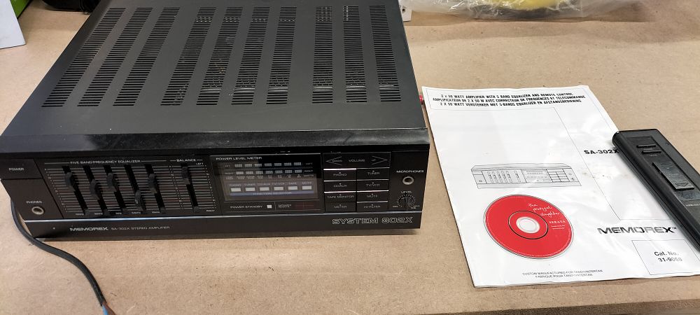 Lot 296: Memorex System 302X Stereo Integrated Amplifier with Remote and Manual