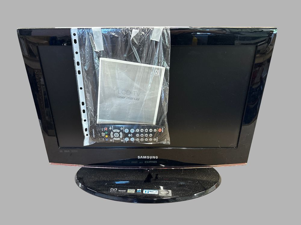 Lot 159: Samsung LE22B450C4W 22-inch HD Ready LCD Television
