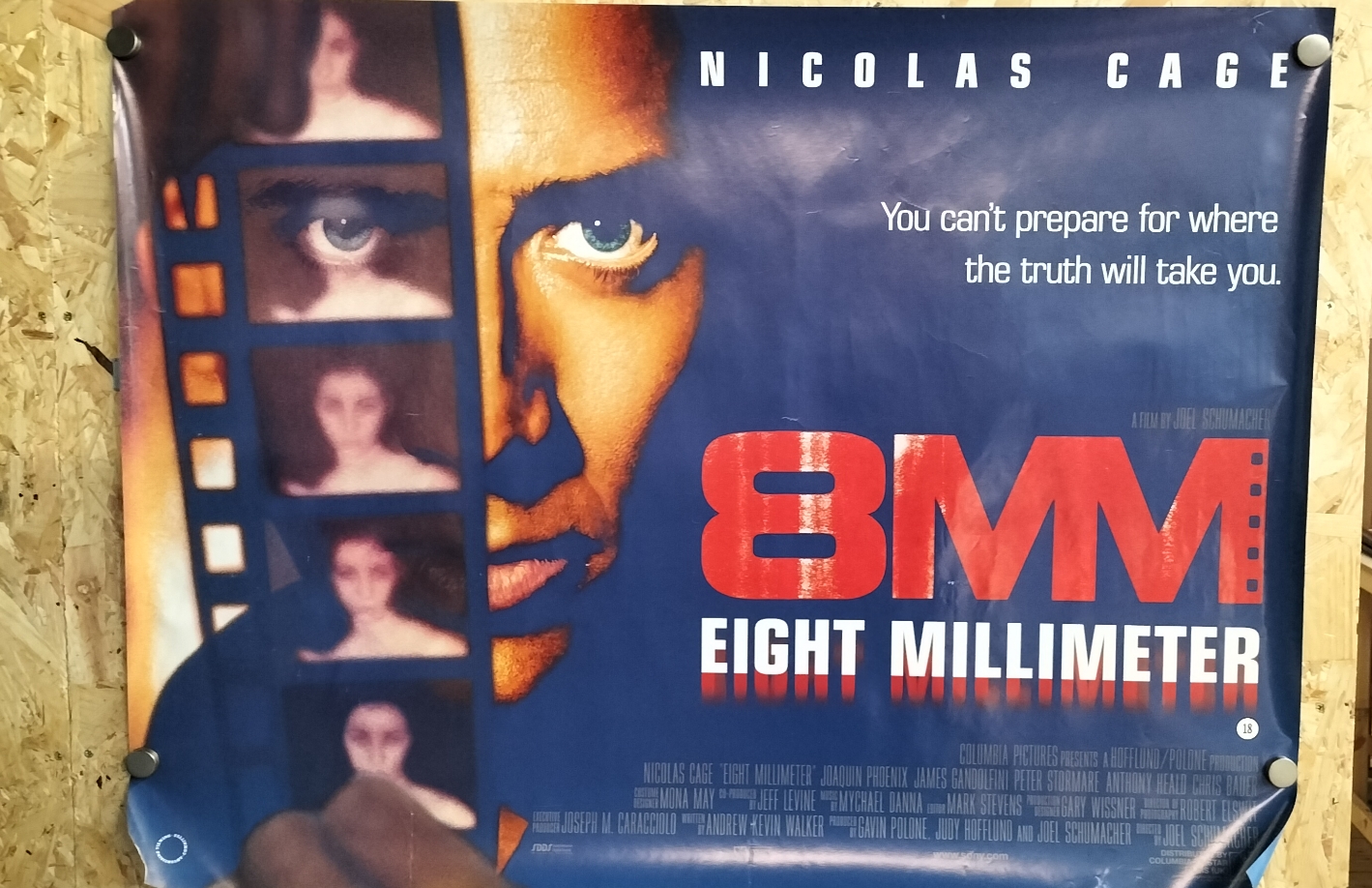 8mm Original UK Quad Movie Poster Starring Nicolas Cage Distributed by Columbia TriStar Films