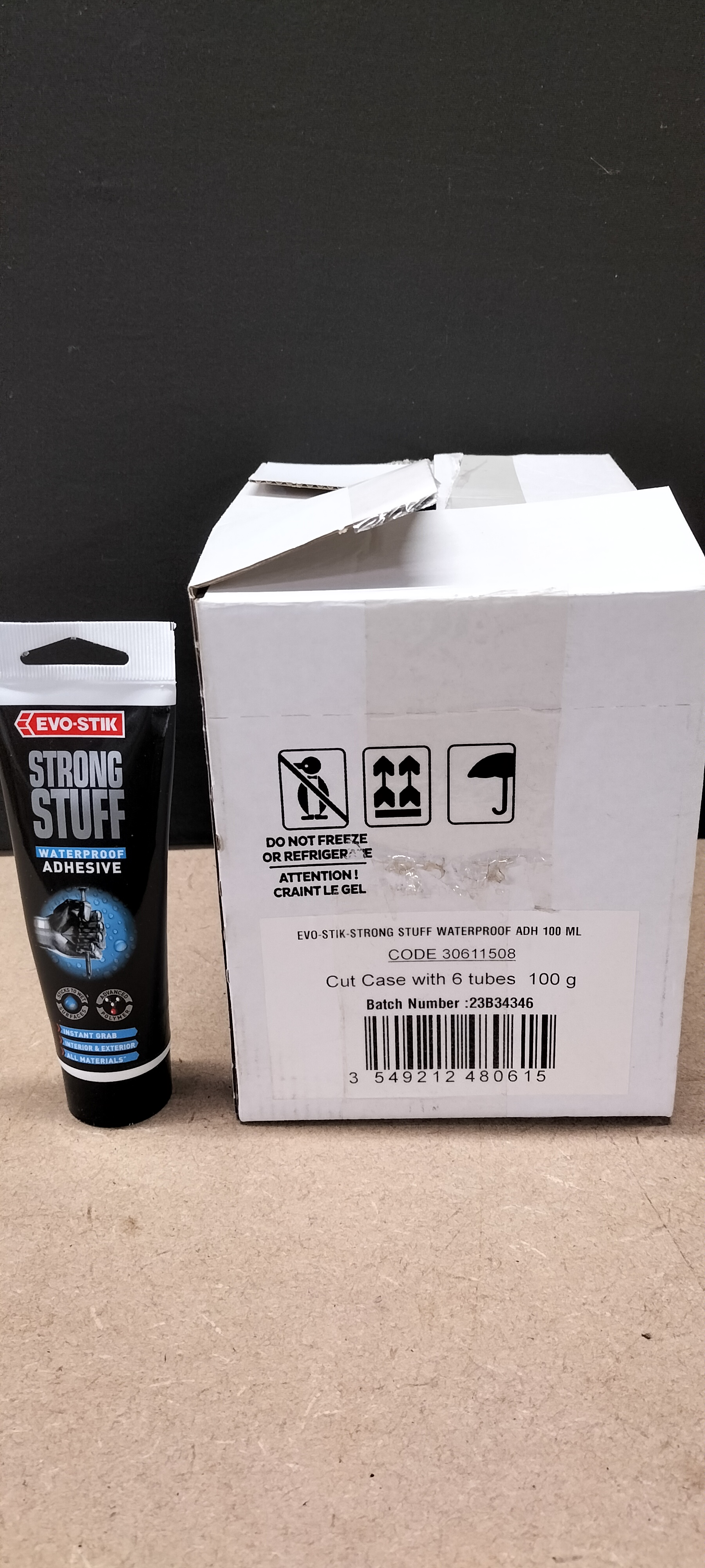 6 Evo-Stik Strong Stuff 100g Waterproof Adhesive Tubes, CODE 30611508