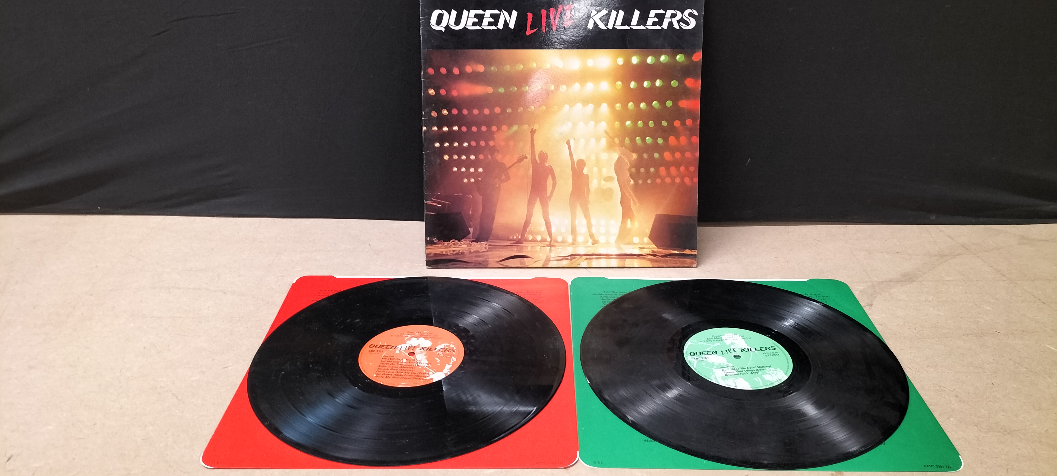 A 2-LP Vinyl Queen Live Killers Record Set, EMSP 330