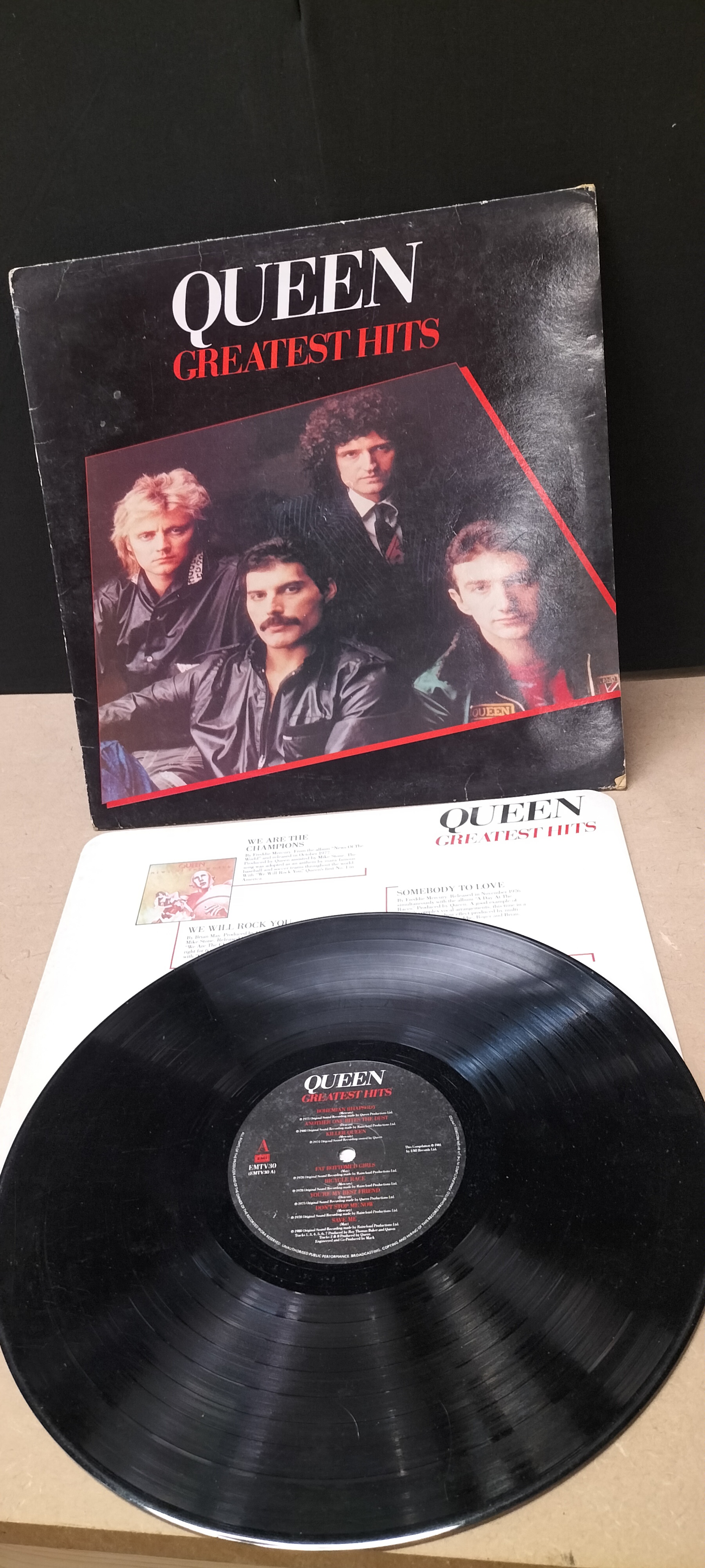 Queen Greatest Hits 12-inch Vinyl LP, EMI EMTV 30