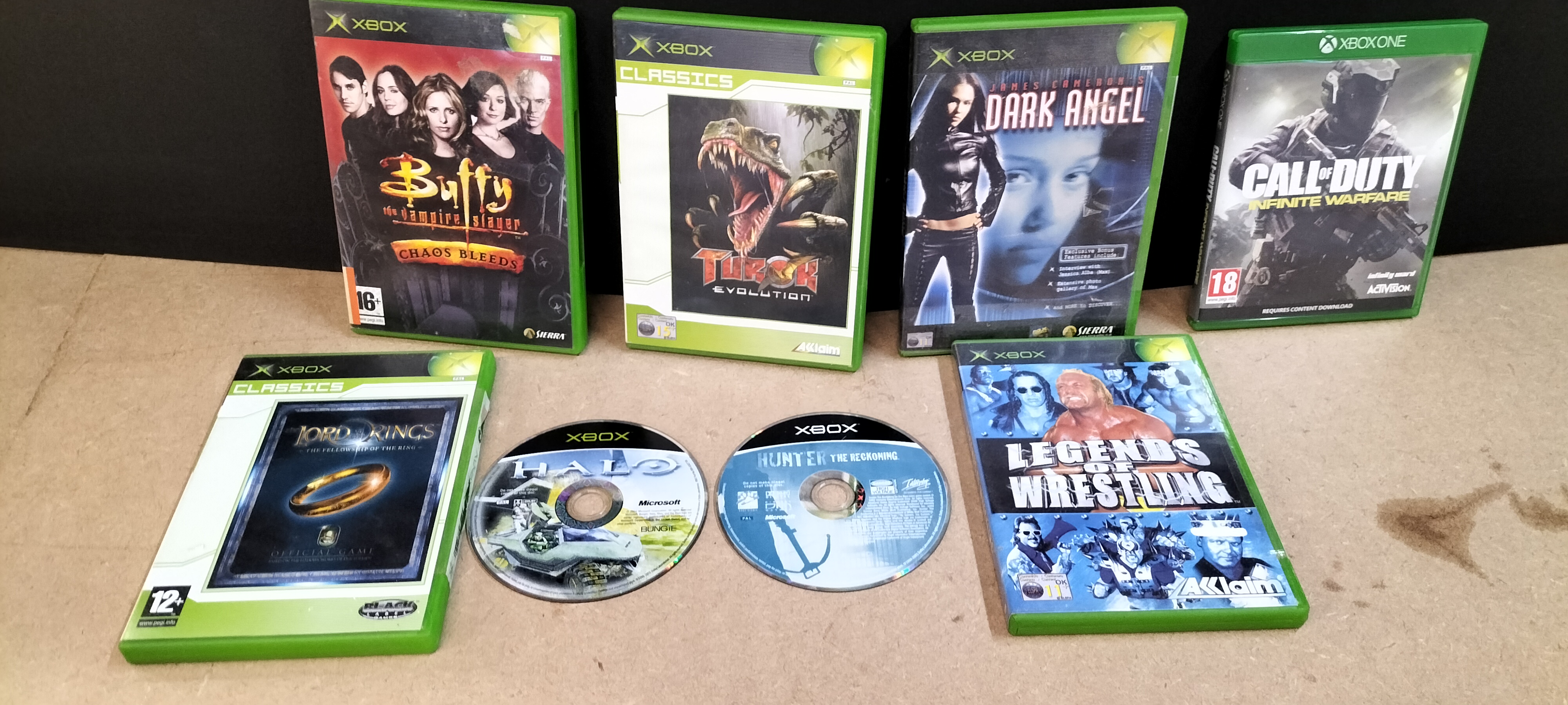 A Collection of 8 Microsoft Xbox and Xbox One Video Games
