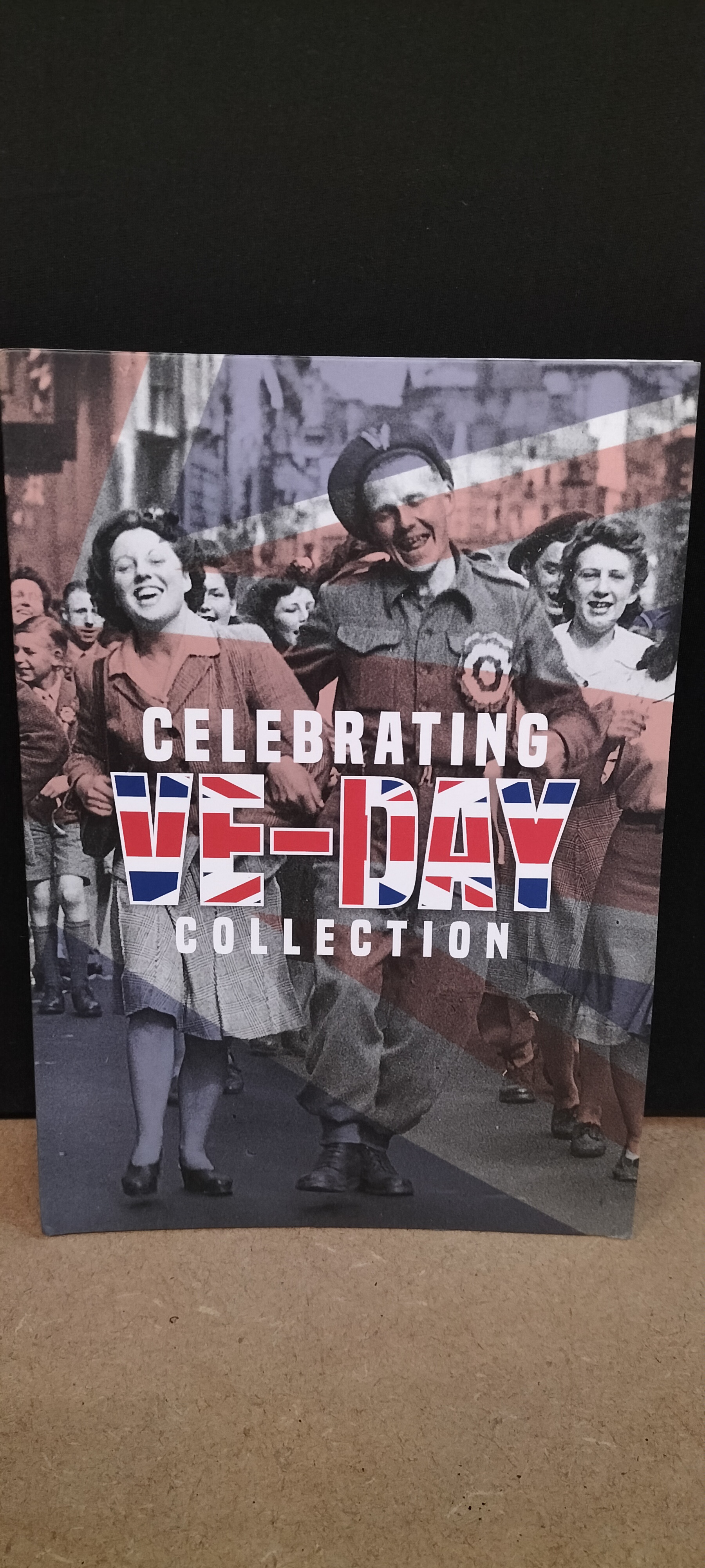 A Set of 4 Jubilee Mint 24 Carat Gold Plated VE-DAY Commemorative Half Dollar Coins