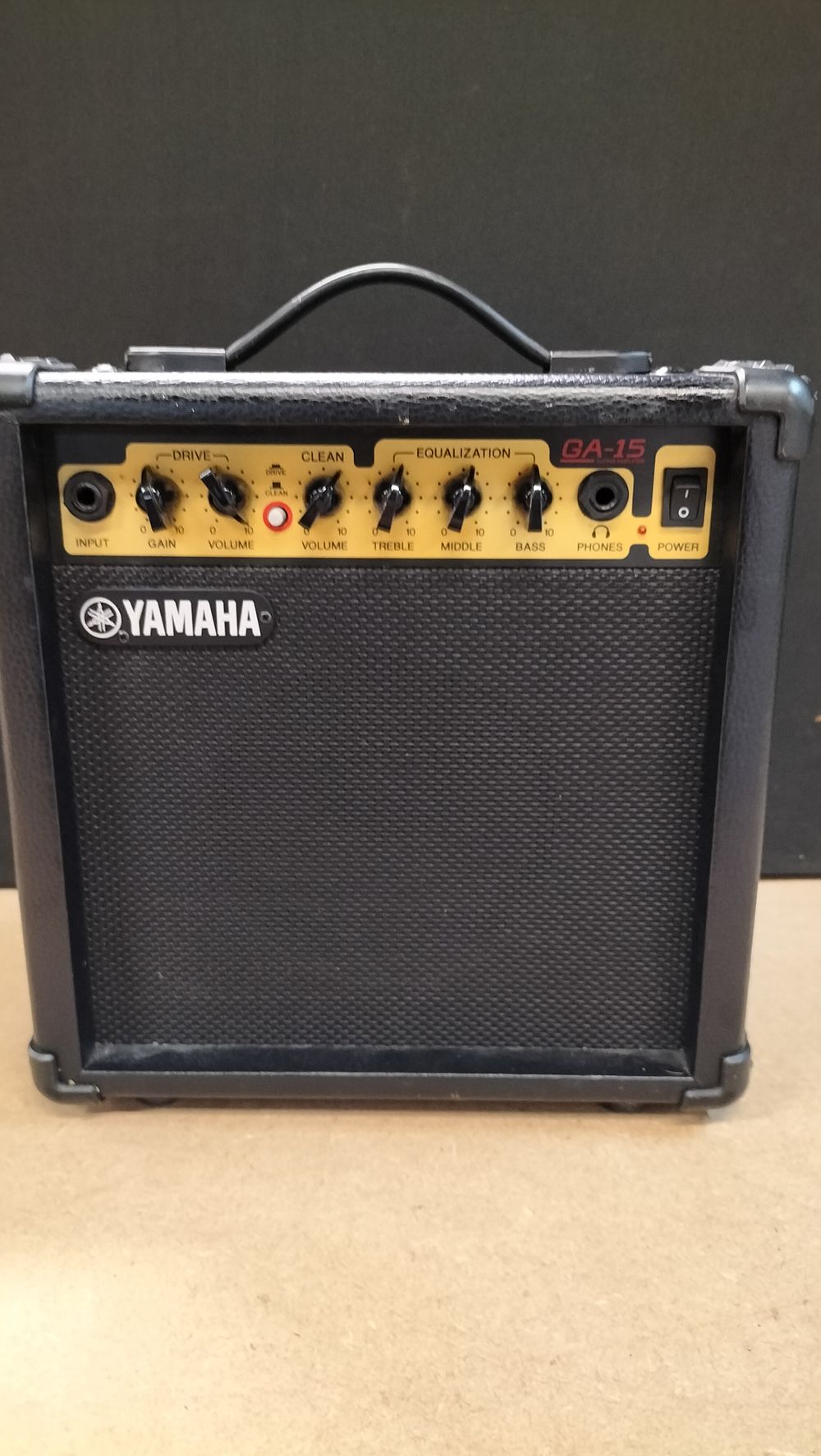 Lot 225: A Portable Yamaha Vinyl Covered Guitar Amplifier, Model GA-15