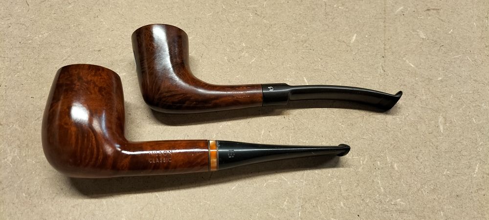 Lot 309:  2 Briar Wood Smoking Pipes Including Hilson Classic and Duncan Delta Examples