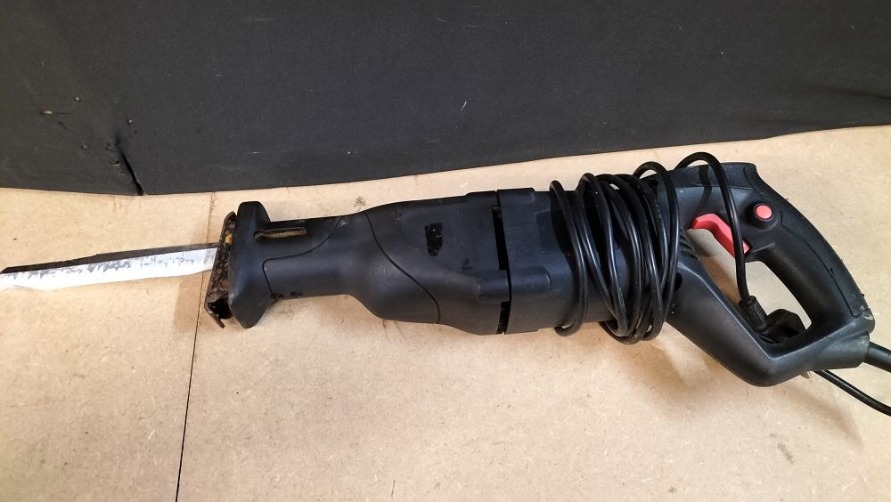 Lot 170: A Corded Reciprocating Saw with UK 3-Pin Plug