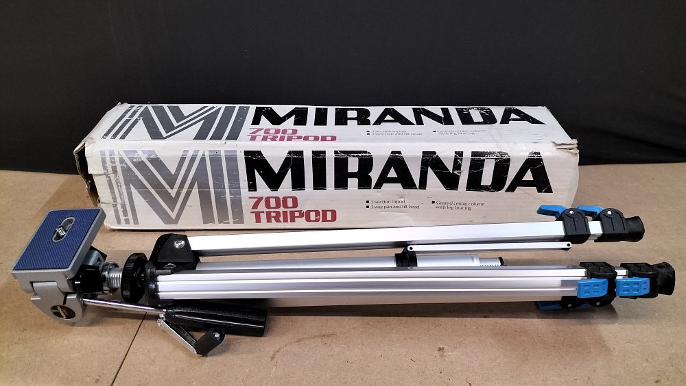 Lot 199: A Miranda 700 Aluminum Tripod with Original Box