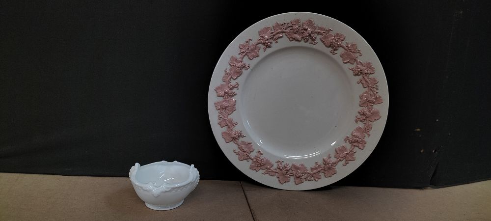 Lot 243: A Wedgwood Embossed Queen's Ware Plate and Coalport Bone China Vessel