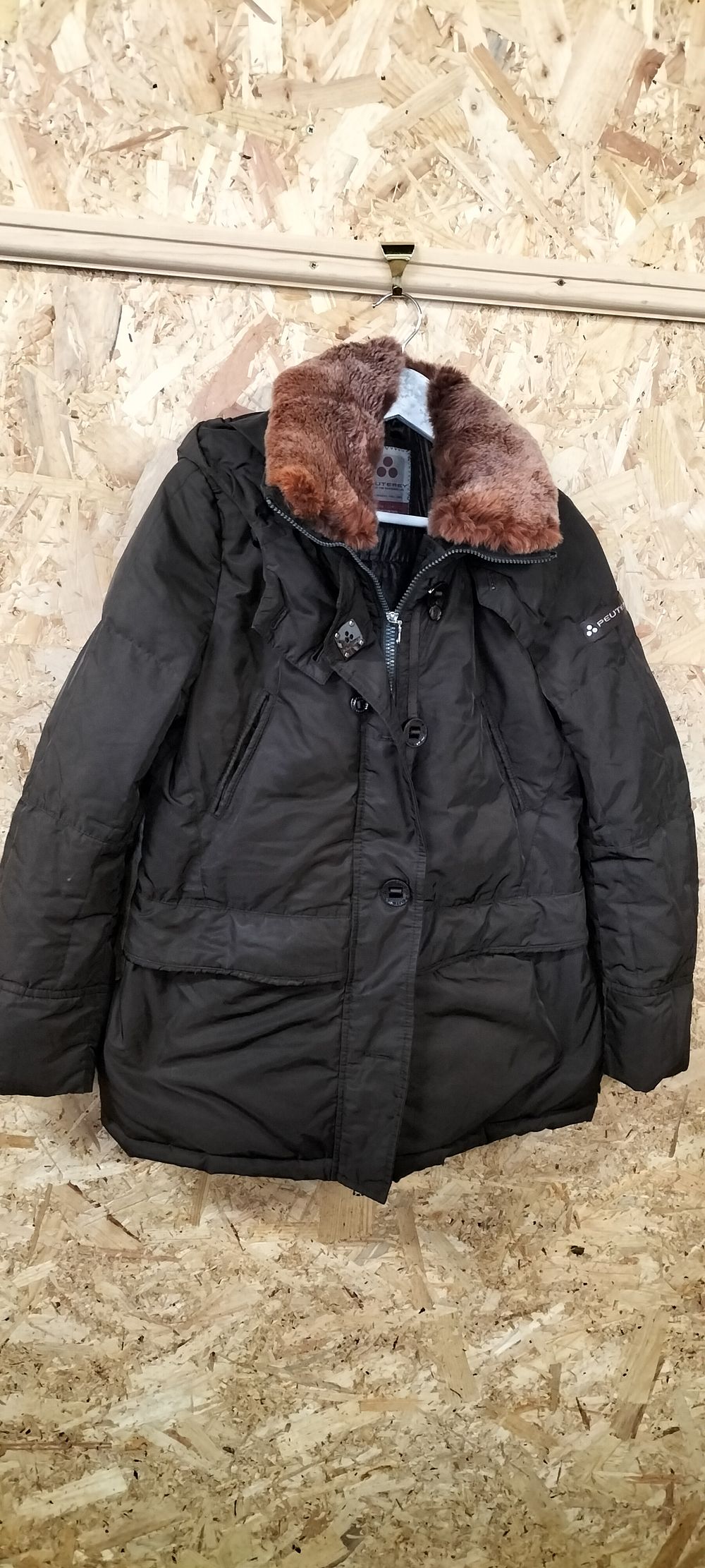 Lot 210: A Peuterey Dark Brown Goose Down Padded Parka, IT Size 42