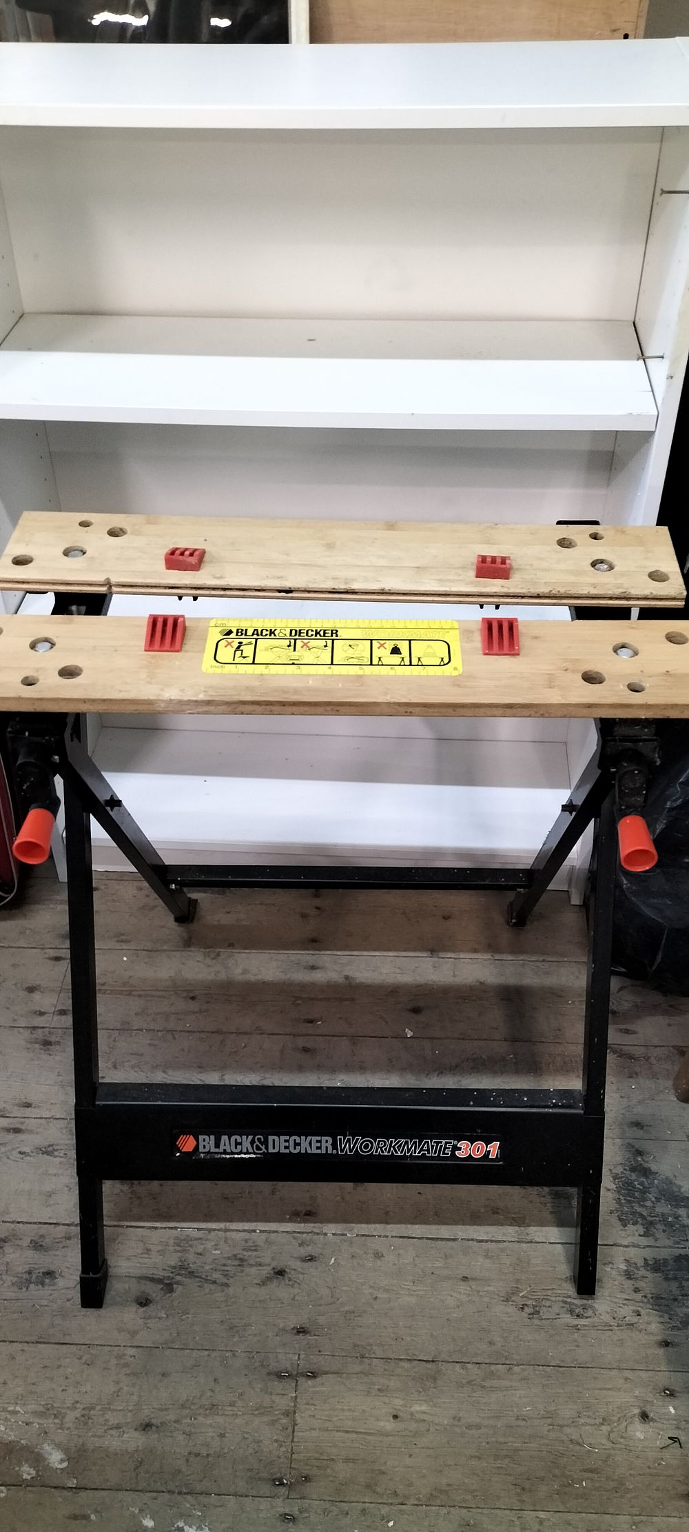 Lot 224: A Black & Decker Workmate 301 Folding Portable Workbench and Vise