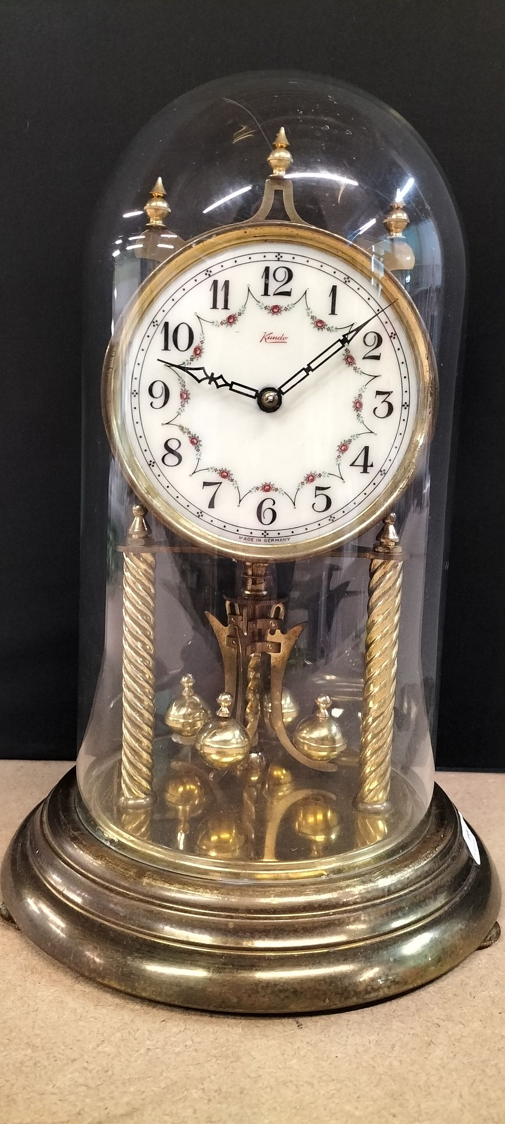 Lot 288: A Kundo Kieninger & Obergfell Brass Torsion Pendulum Anniversary Clock