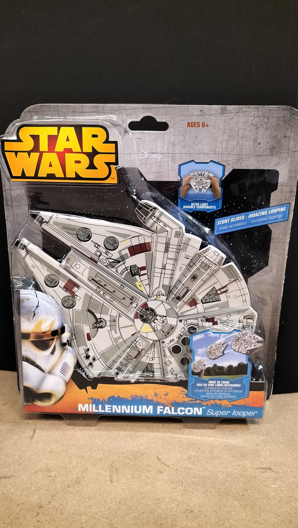 Lot 173: Star Wars Millennium Falcon Super Looper Foam Stunt Glider, FT800XW/FT800MF