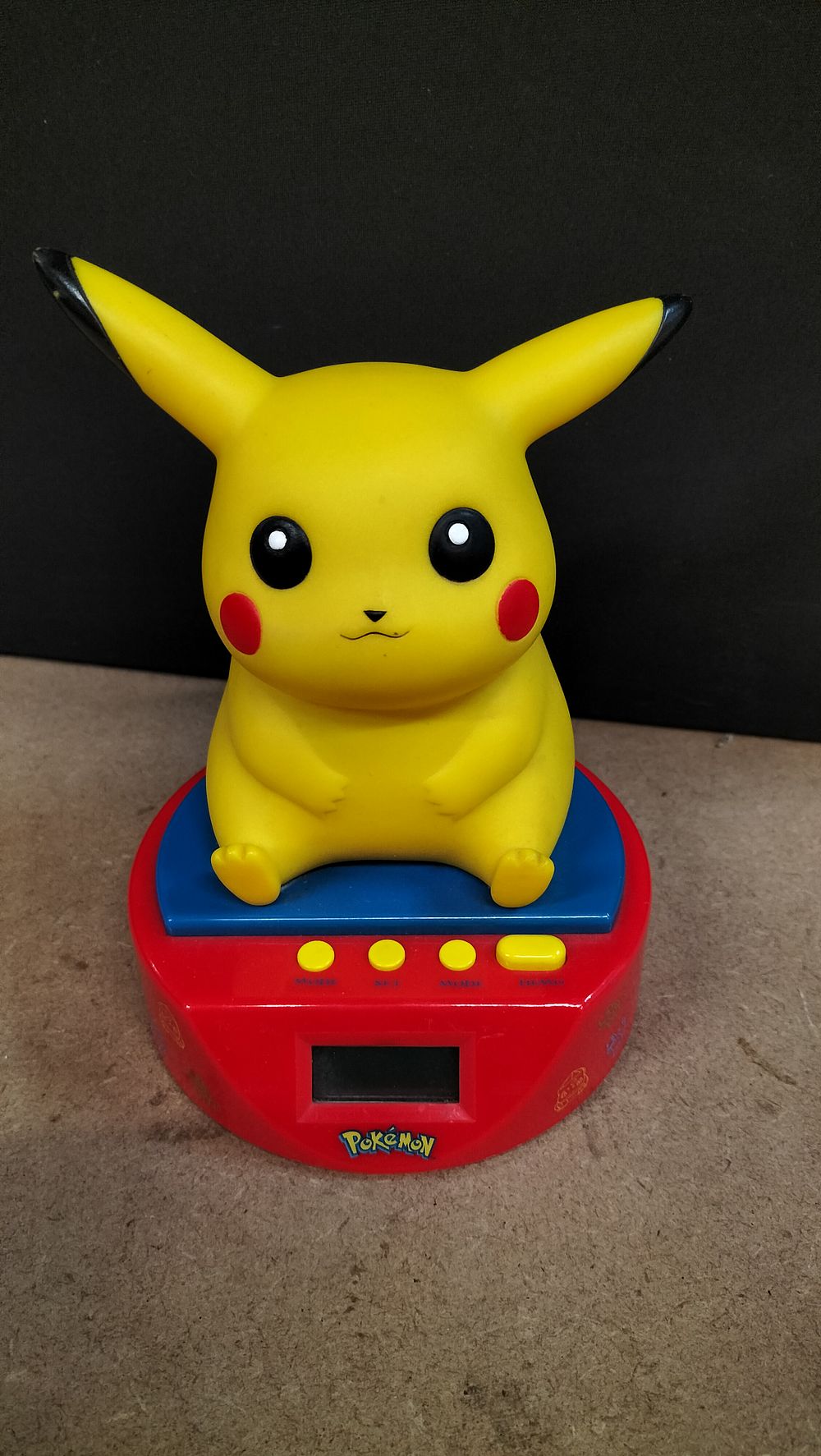 Lot 184: A Vintage Pikachu Character Digital Alarm Clock Bearing Pokémon Branding