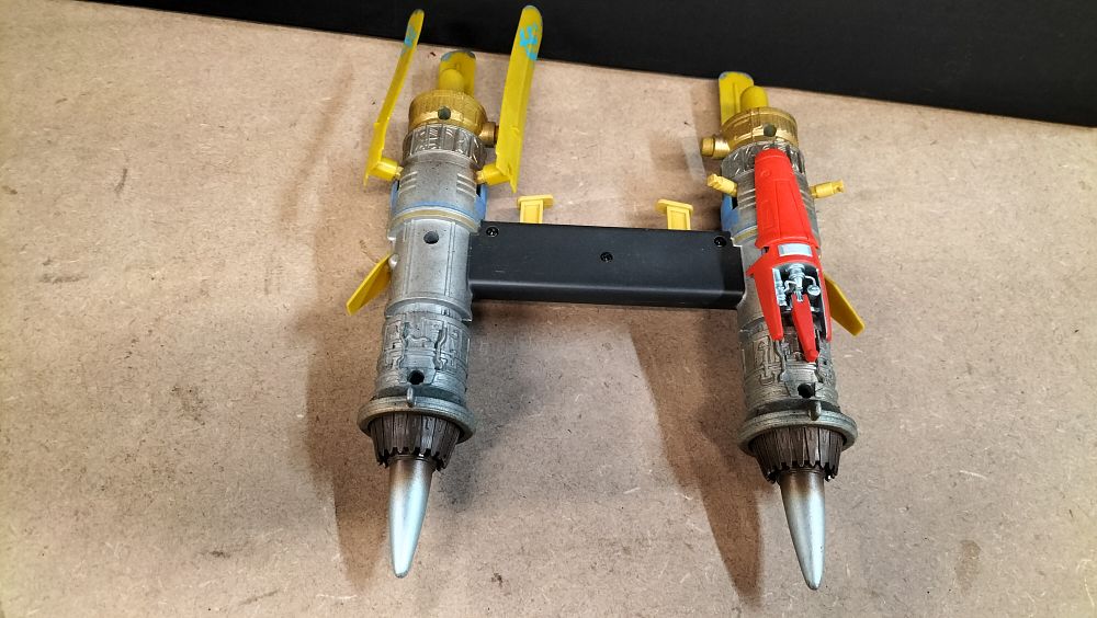 Lot 201: Plastic Sci-fi Vehicle Engine Assembly