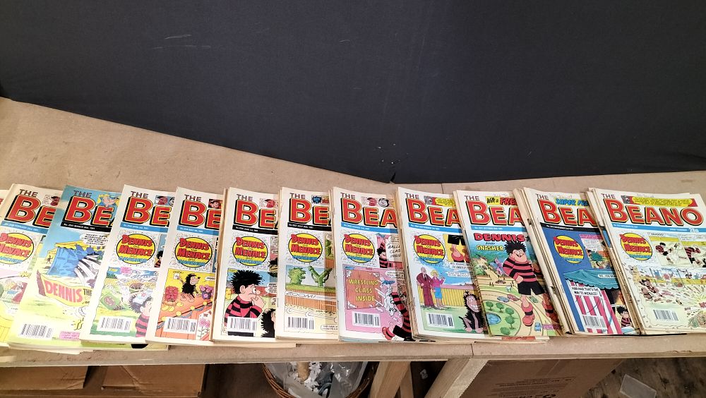 Lot 238: A Collection of 93 The Beano Comic Books 1991 Issues 2532-2577