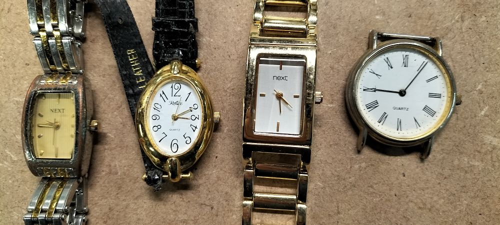 Lot 326: An Assortment of 4 Ladies and Unisex Quartz Wristwatches including Next and Reflex