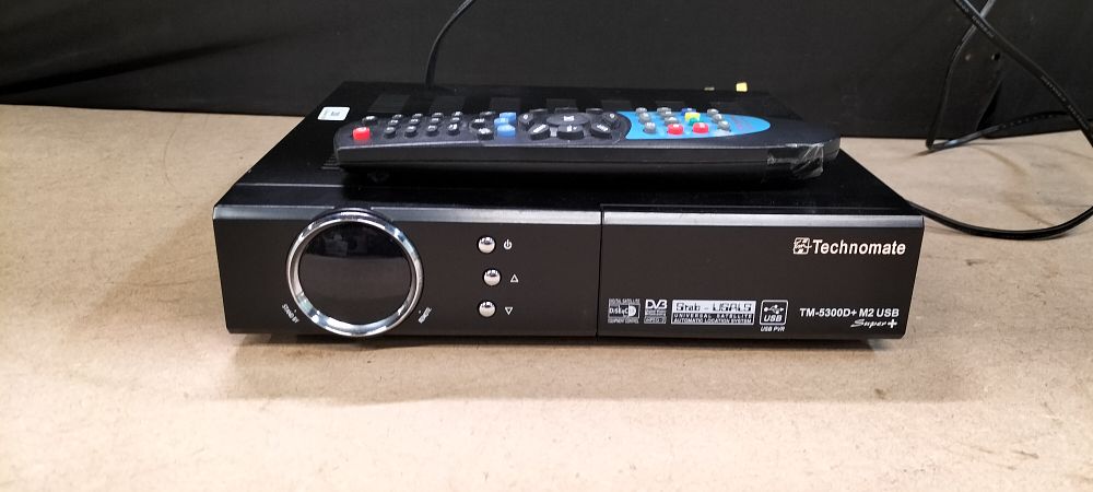Lot 347: A Technomate TM-5300D+ M2 USB Super+ Digital Satellite Receiver and Remote Control