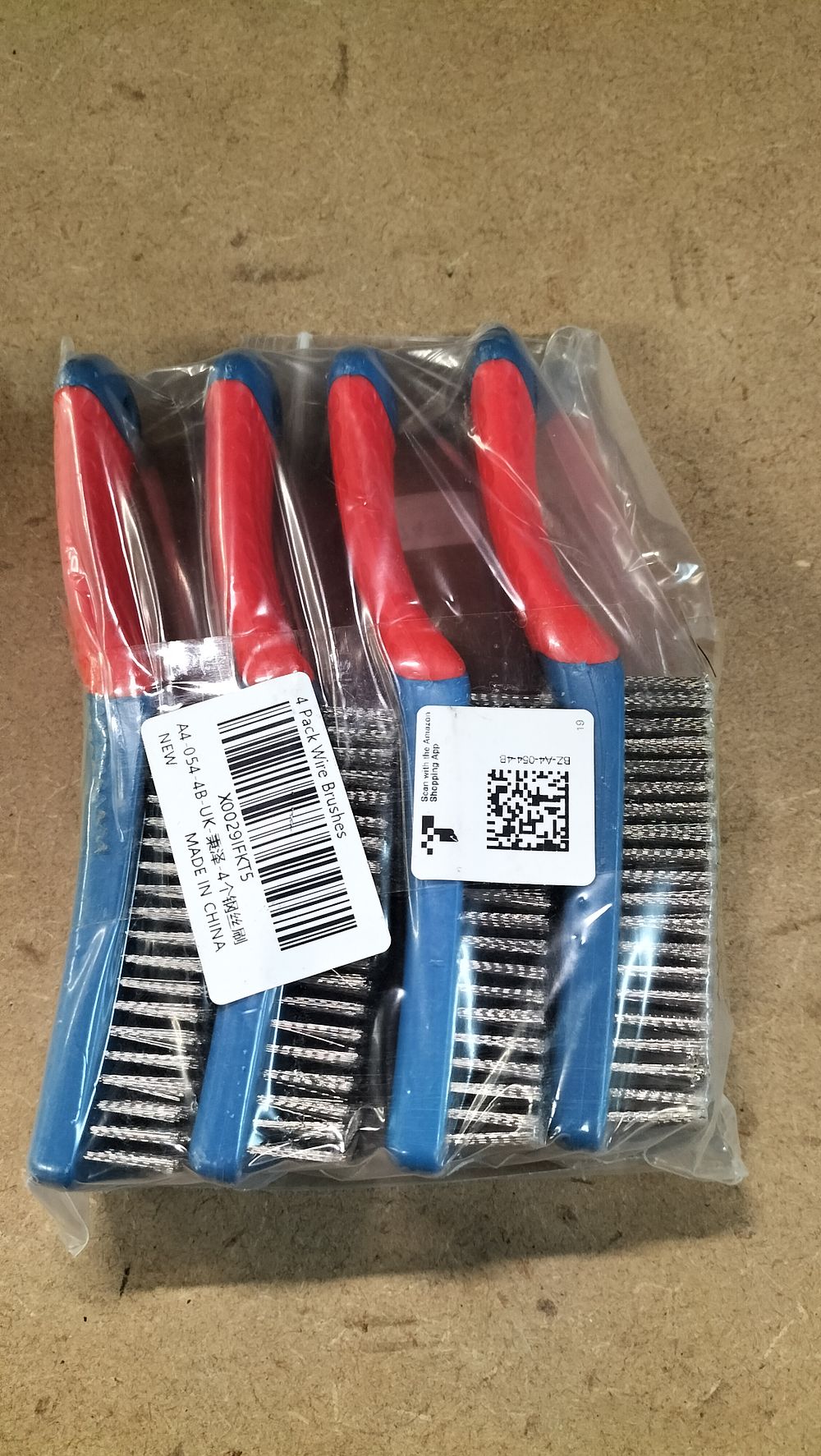 Lot 384: A Set of 4 Heavy Duty Steel Wire Brushes