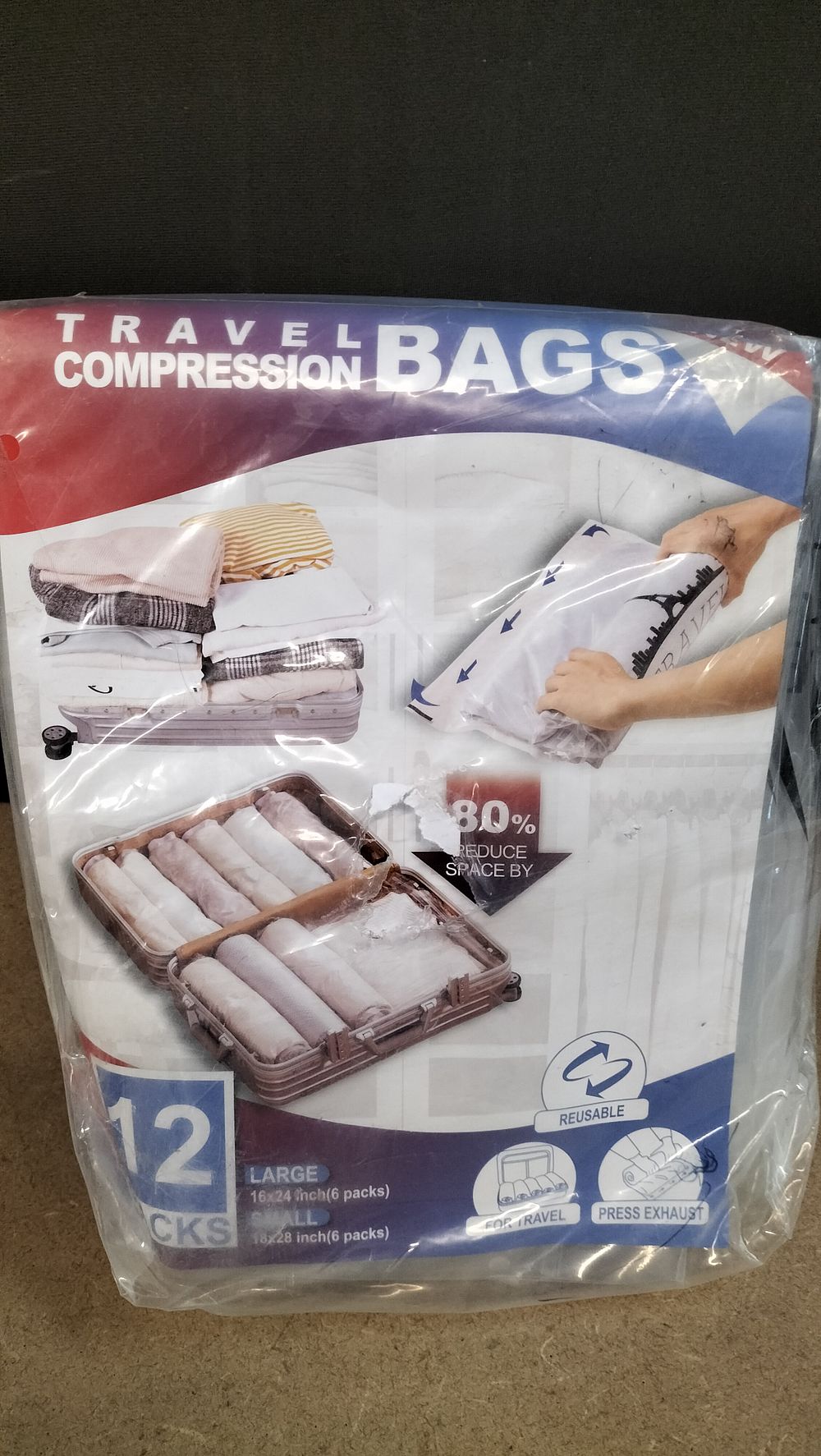 Lot 385: A Set of 12 Travel Compression Bags