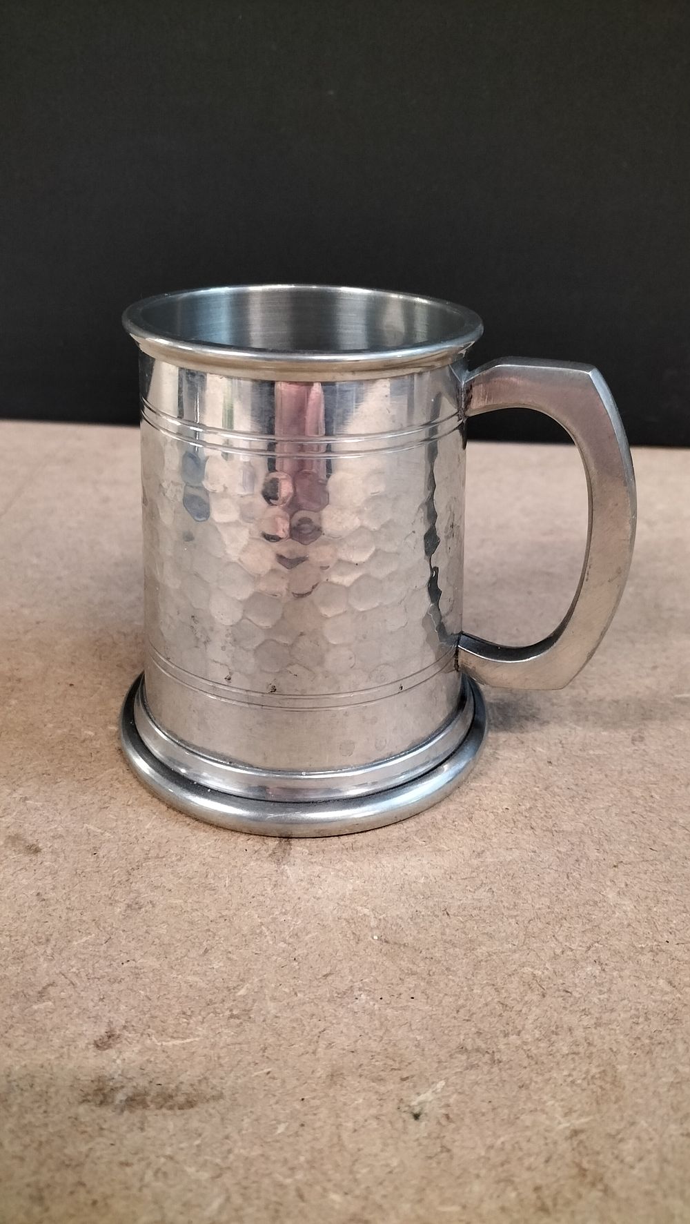 Lot 11: Hammered English Pewter Tankard Marked Made in Sheffield England